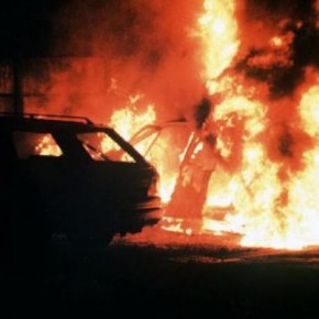 大晦日のフランス、車の焼き打ち650台